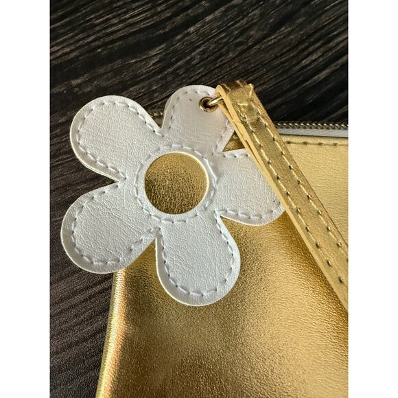 Marc Jacobs Daisy Gold Perfume Cosmetic Bag with Daisy Charm - Picture 2 of 7